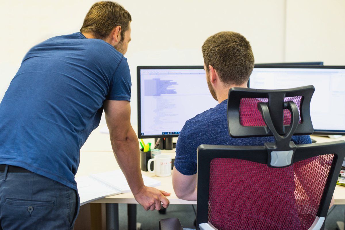 Tím testerov a vývojárov – msg life Slovakia IT tester a jeho práca