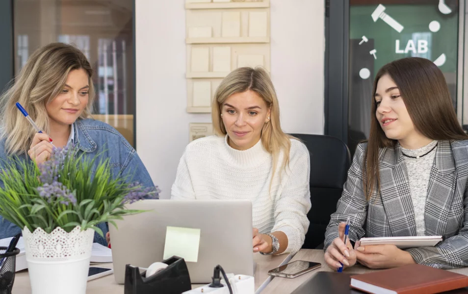 Ženy sú v sfére informačných technológií čoraz viac žiadané Ženy sú v sfére informačných technológií čoraz viac žiadané