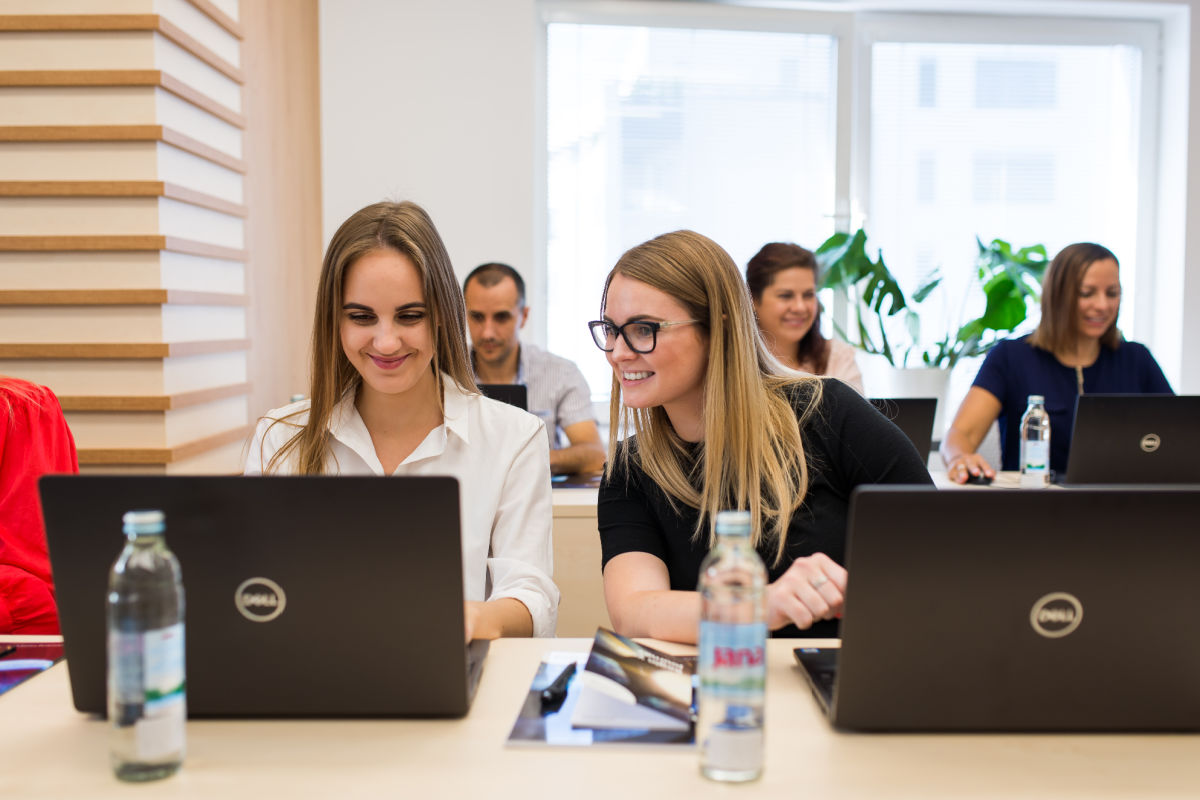 Najdôležitejšia pri práci programátora či testera je prax – msg life Slovakia Prax je v IT dôležitá