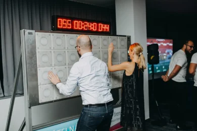 Hry na vianočnom večierku pre zamestnancov